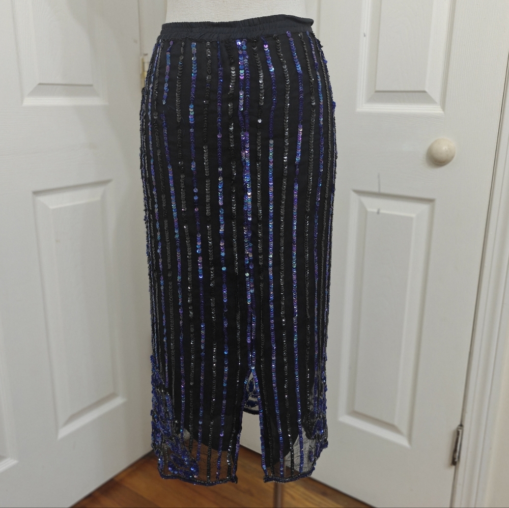Elegant Black and Blue Striped Sequins Skirt - Picture 3 of 5